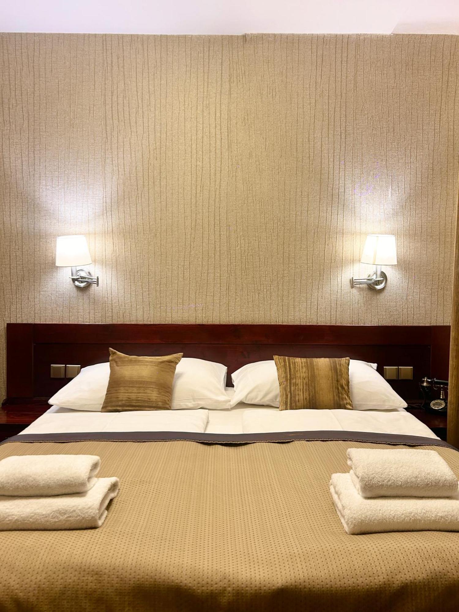 Hotel U Stare Pani - At The Old Lady Prag